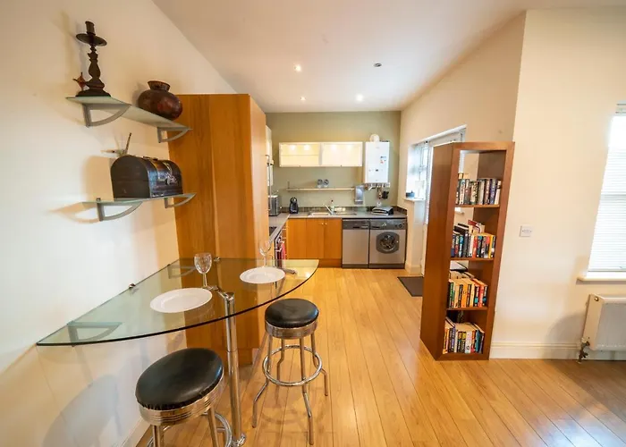 Stylish, Spacious 3 Bedroom Townhouse 度假居 戈尔韦